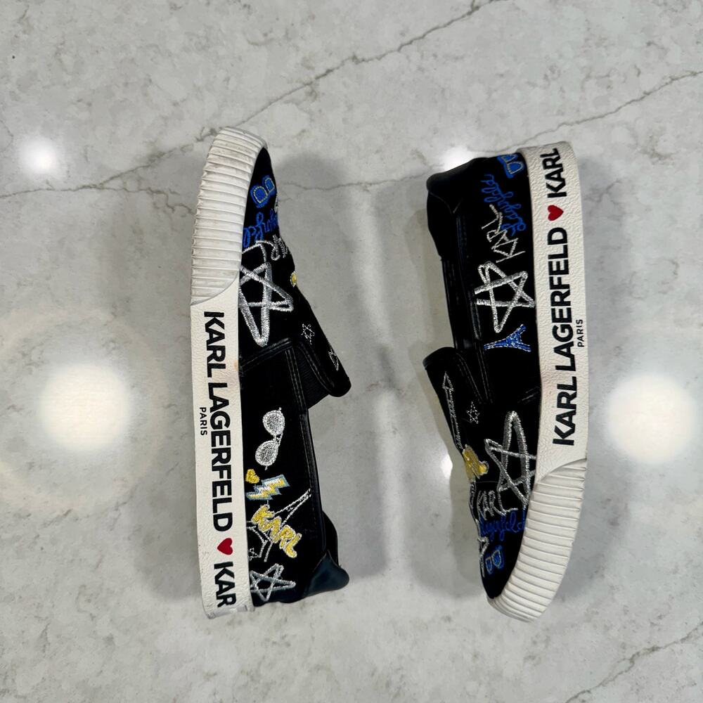 Karl Lagerfeld Paris Jazlyn Slip-On Sneakers Sz 8 Black Embroidered Graffiti - Picture 15 of 16